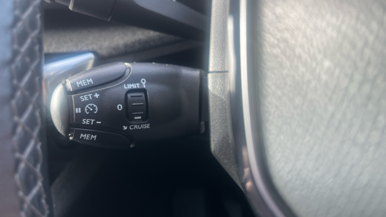 Peugeot 3008 1.2 PureTech Allure 5dr Petrol Estate